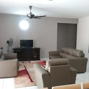 https://anjung-apartment-breakfast.kualalumpurs-hotels.com